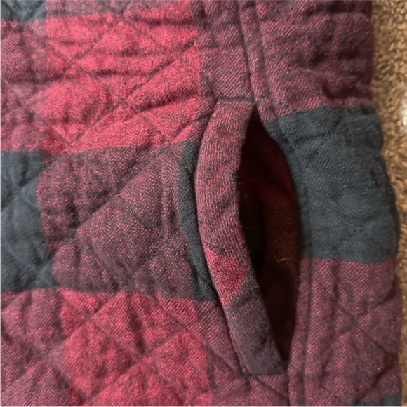 Dickies Red & Black Buffalo Plaid Quilted Shacket – Women’s Small - Picture 4 of 6
